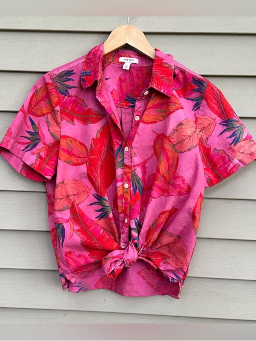 Nine West pink Hawaiian shirt tie front size XL women’s